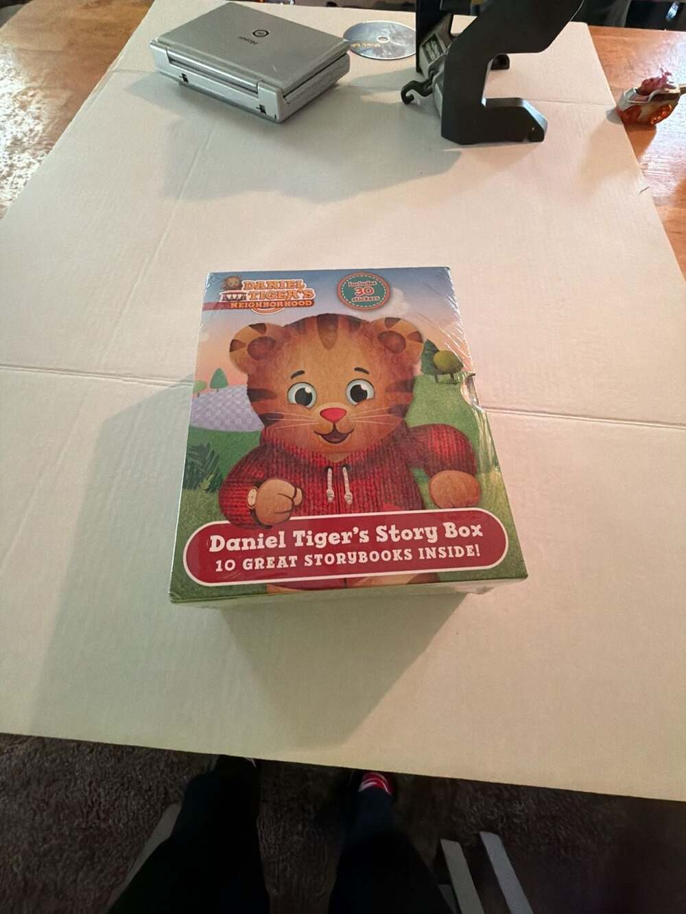 Daniel Tiger's Story Box 10-Book Set with 30 Stickers